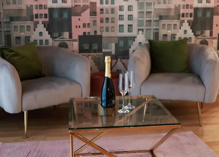 Milano * Pniewy (Greater Poland)